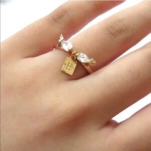 NWOT Diamond wings ring